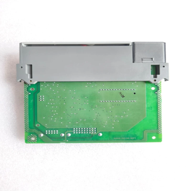 Allen-Bradley 1746-OB16 SLC 500 16-Point 24V DC Source Output Module thumbnail 7070